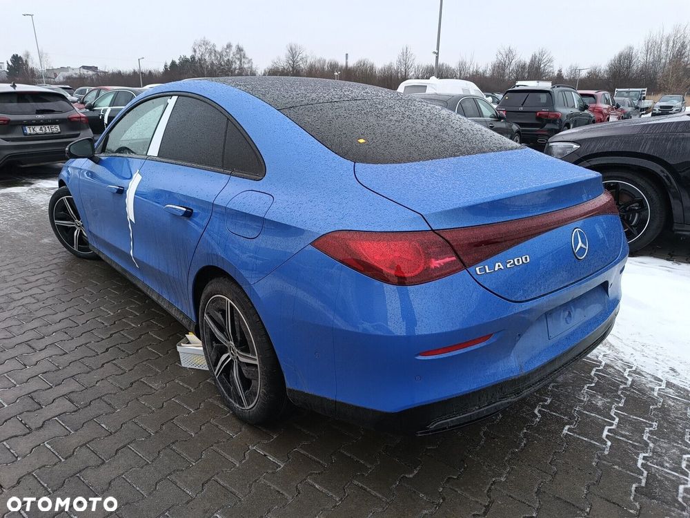 Mercedes-Benz CLA - 4