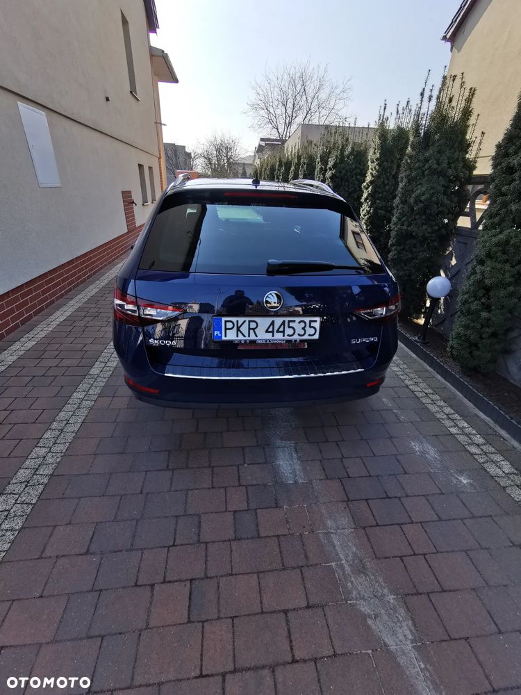 Skoda Superb 2.0 TDI L&K - 13