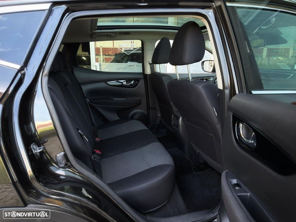 Nissan Qashqai 1.5 dCi Tekna Premium - 16