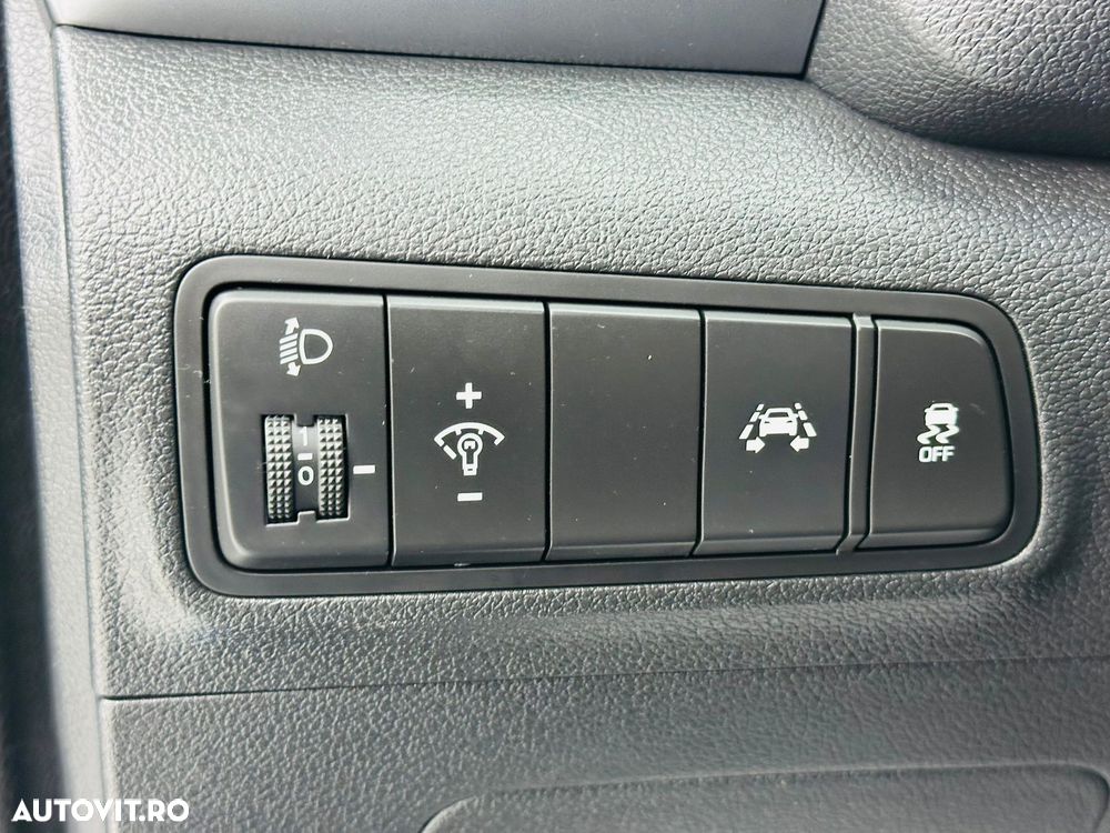 Hyundai Tucson blue 1.7 CRDi 2WD Passion Plus - 12