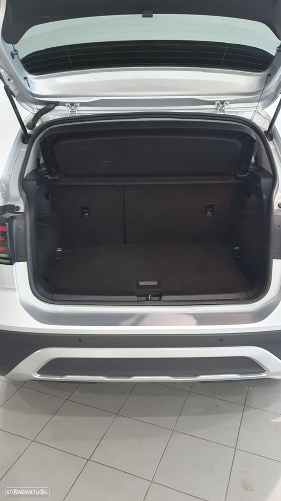 VW T-Cross 1.0 TSI Urban DSG - 13