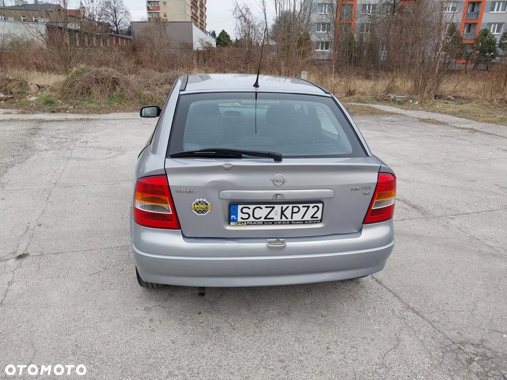Opel Astra 1.6 GL / Start - 17