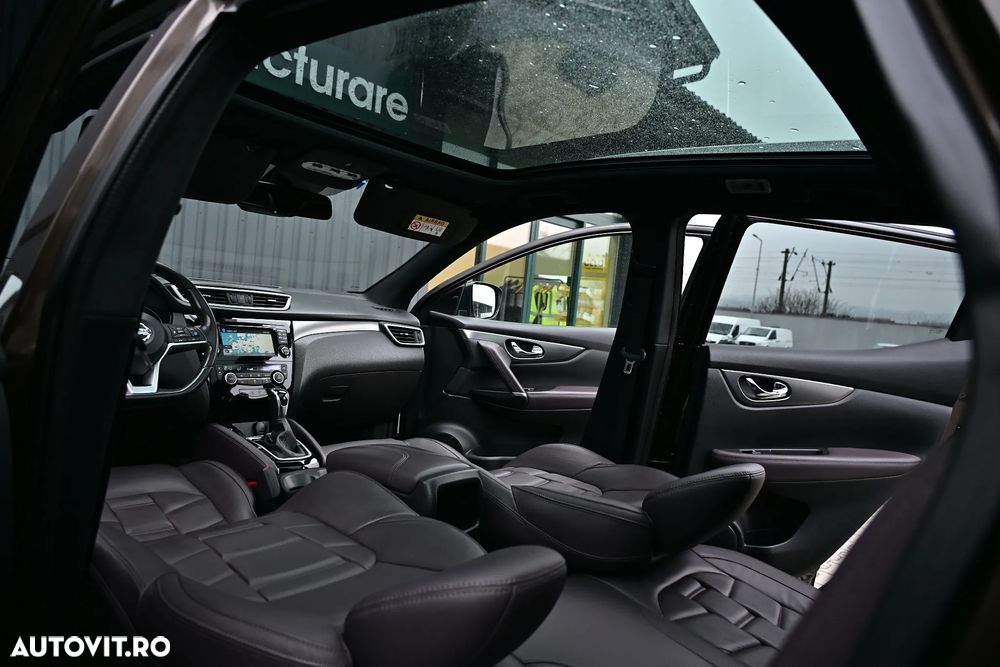 Nissan Qashqai 1.6 DCI Xtronic TEKNA+ - 32