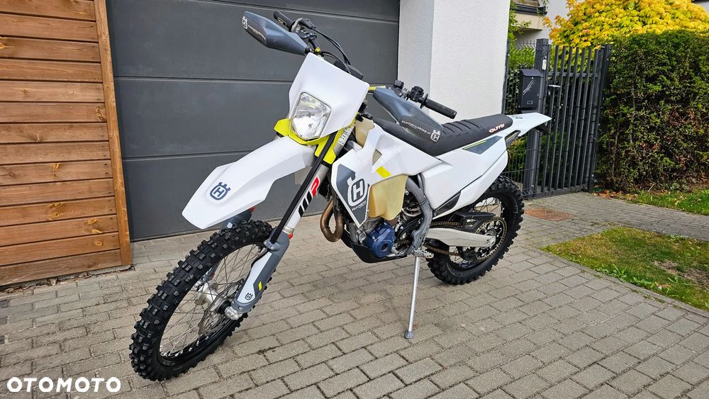 Husqvarna FE - 8