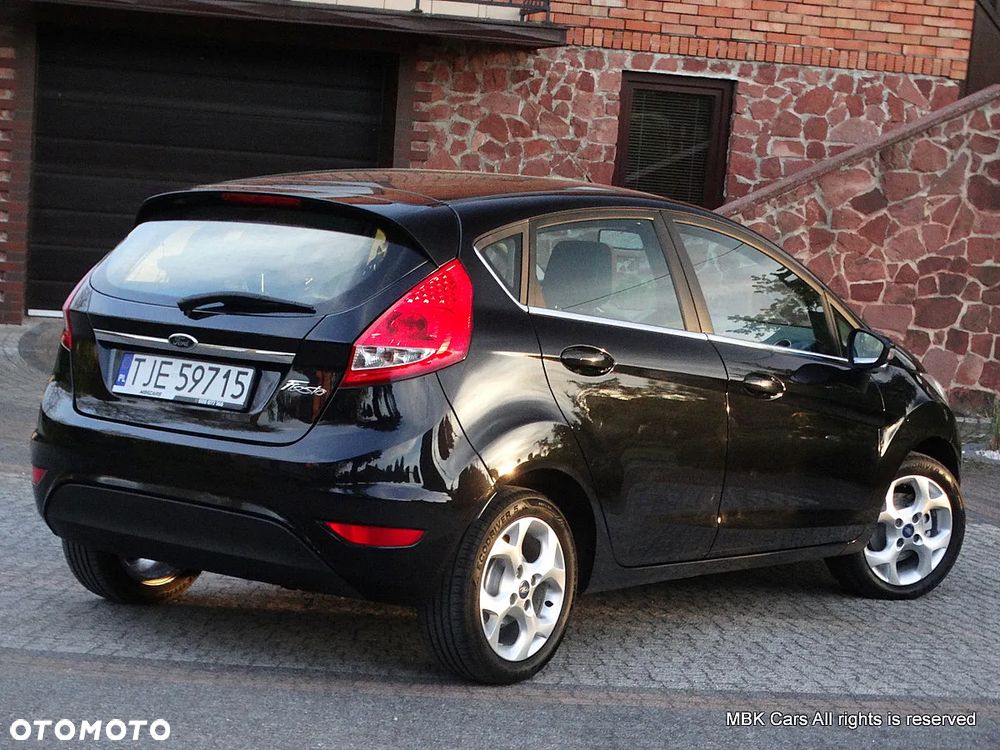 Ford Fiesta 1.25 Titanium X - 13
