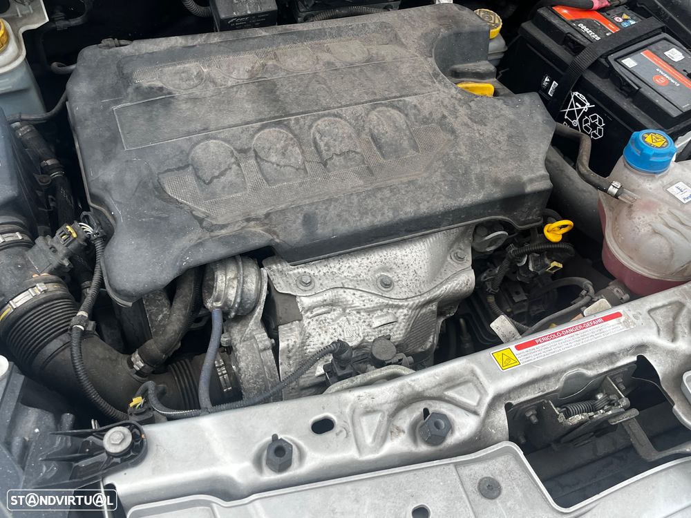 Opel Combo 1.6 CDTi L1H1 S/S - 19