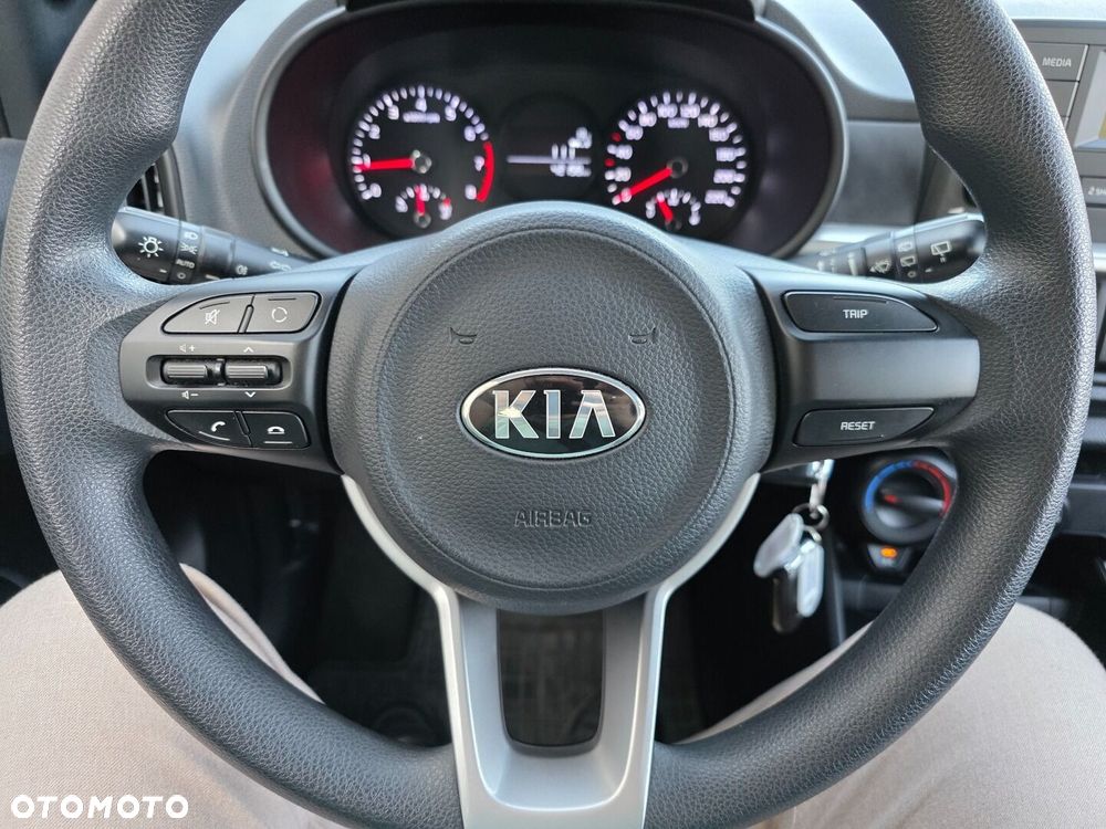 Kia Picanto 1.0 M - 11