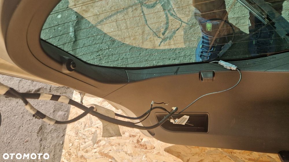 CITROEN DS4 KLAPA TYŁ TYLNA BAGAŻNIKA KOMPLETNA KOD LAK. EZR - 8