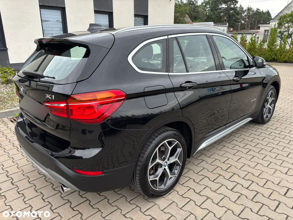 BMW X1 xDrive20i xLine - 4