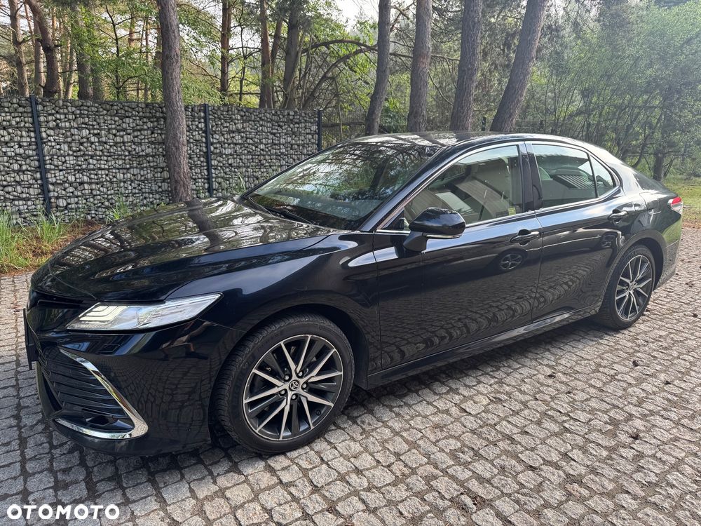 Toyota Camry 2.5 Hybrid Executive CVT - 1