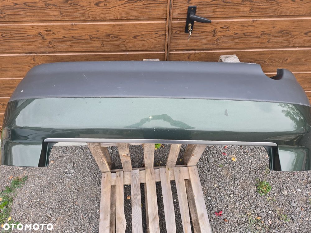 AUDI A4 B6 ZDERZAK TYŁ SEDAN - 2