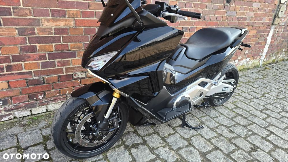 Honda NSS - 32