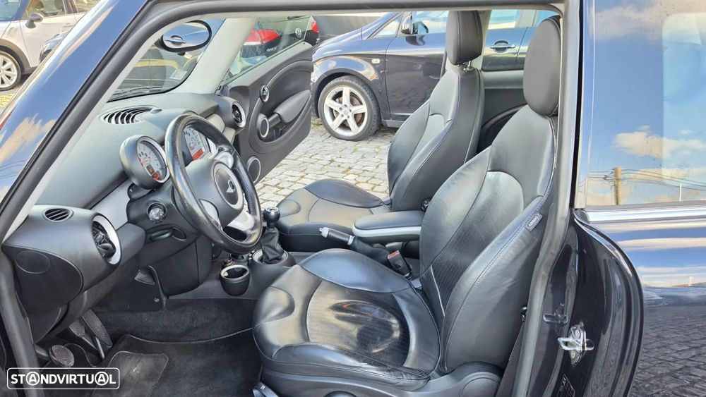 MINI 3 Portas Cooper D - 9