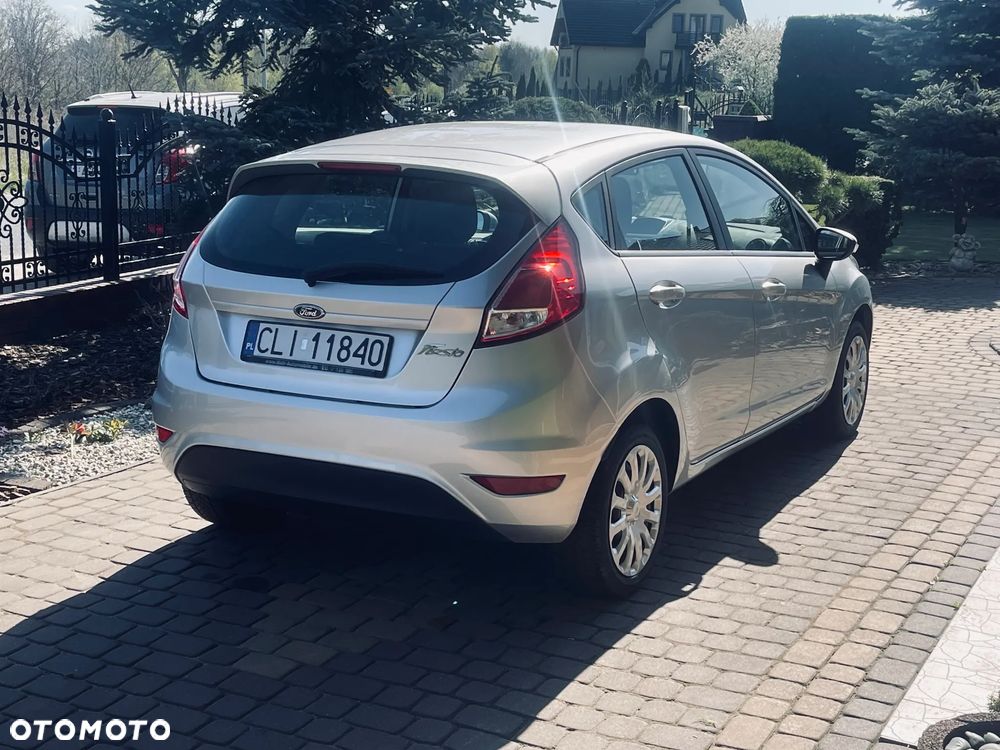 Ford Fiesta - 4