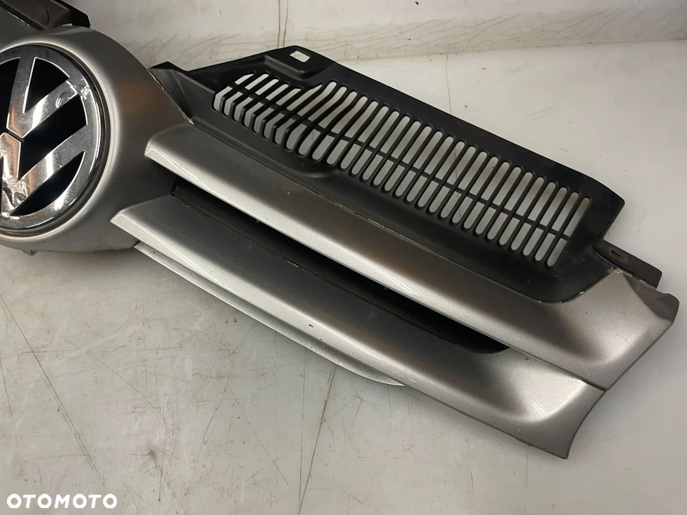 Grill Atrapa zderzaka Golf V LA7W 1K0853655A - 2