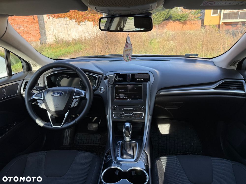 Ford Mondeo 2.0 TDCi Titanium PowerShift - 12