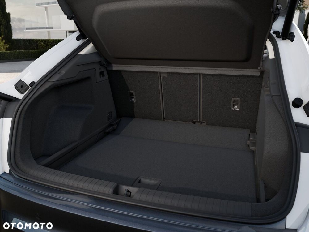 Audi Q3 Sportback - 9