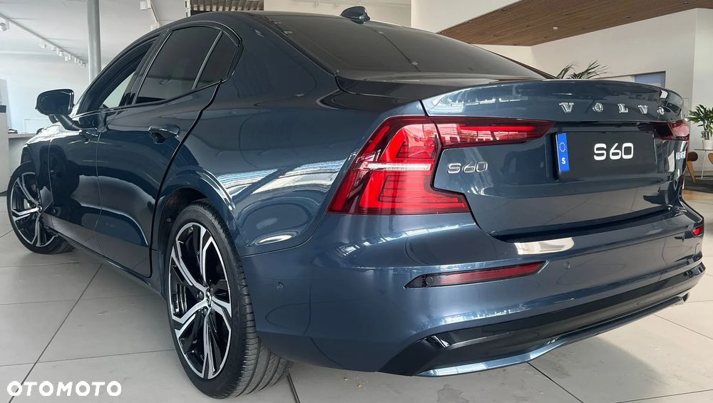Volvo S60 B5 B AWD Ultimate Dark - 1