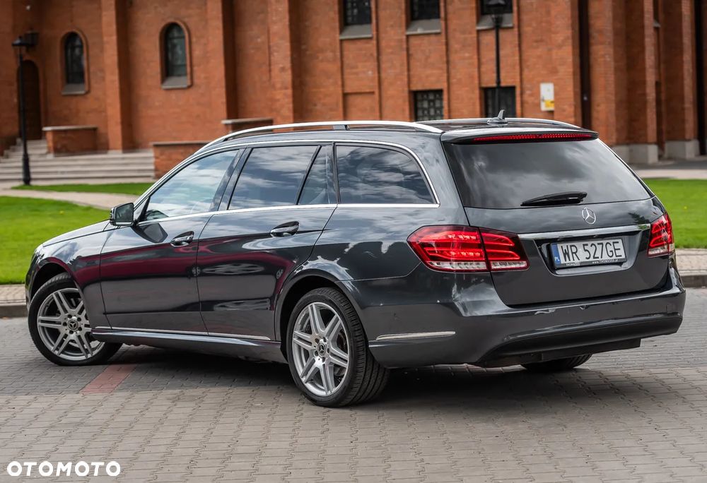 Mercedes-Benz Klasa E 350 BlueTEC 4-Matic Classic - 14