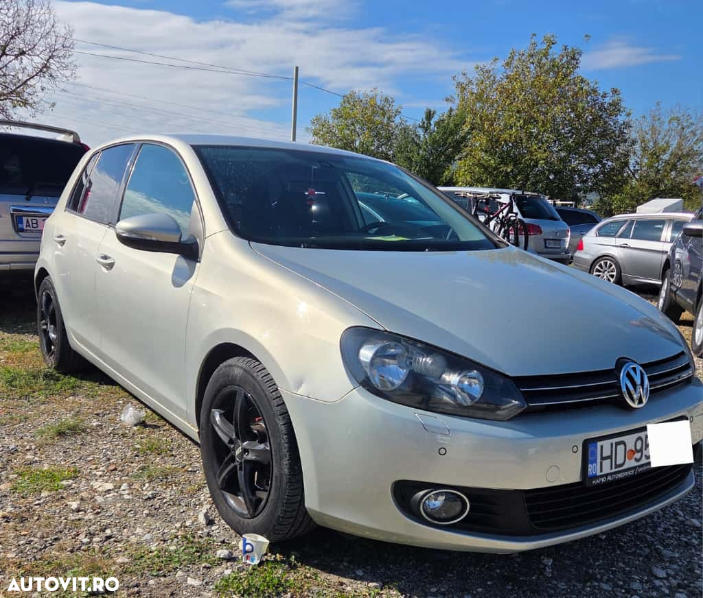 Volkswagen Golf 2.0 TDI Comfortline - 7