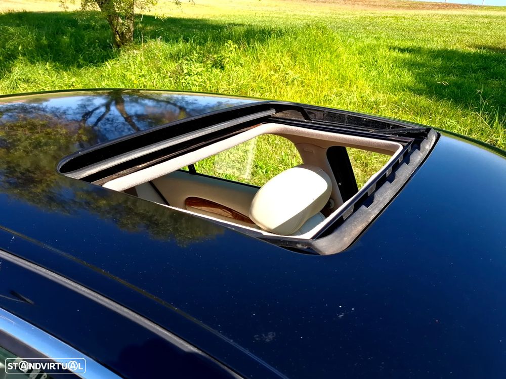 Jaguar S-Type 3.0 V6 Executive Auto. - 22