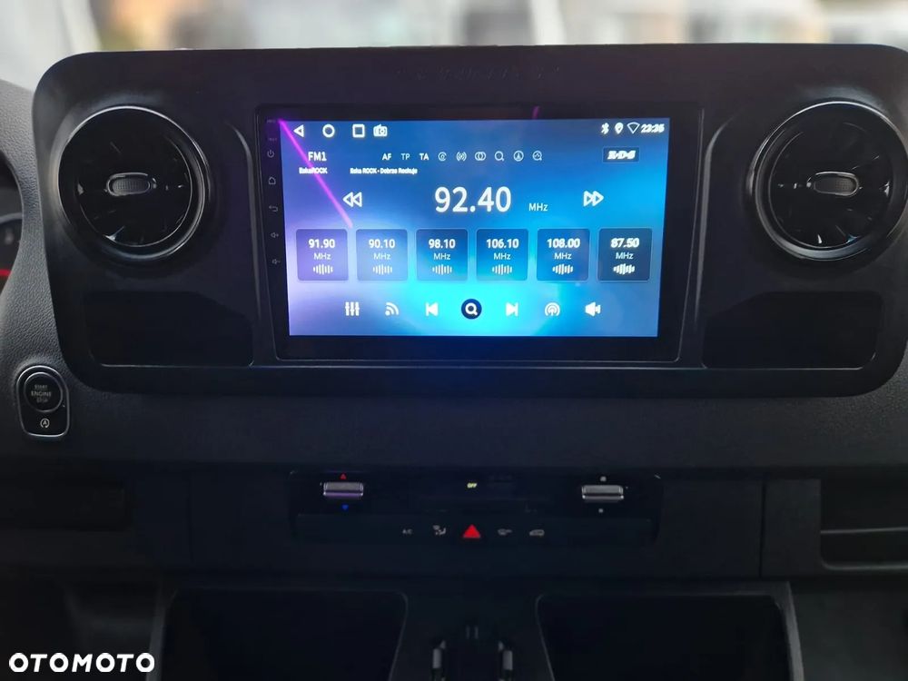 Mercedes-Benz Sprinter - 17