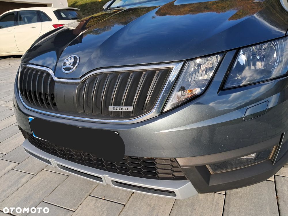 Skoda Octavia 2.0 TDI (Green tec) 4x4 DSG Scout - 6
