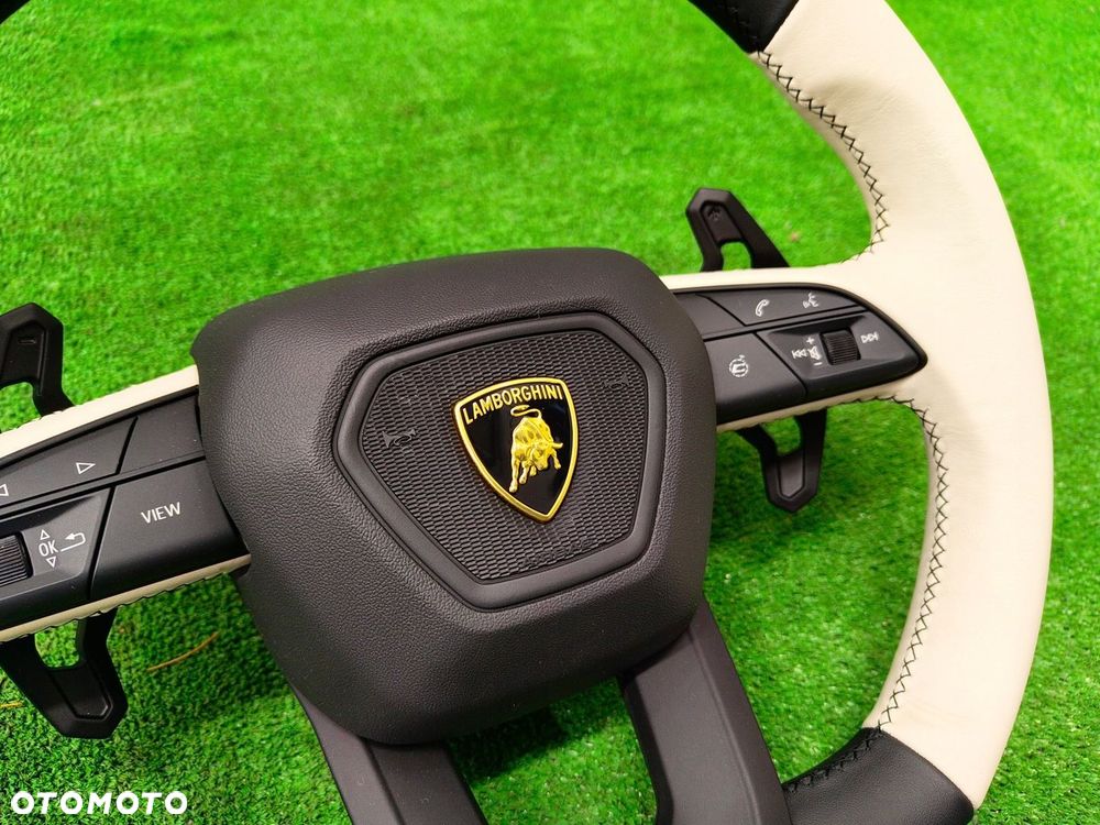 LAMBORGHINI URUS KIEROWNICA ŁOPATKI CZARNA NIĆ - 5