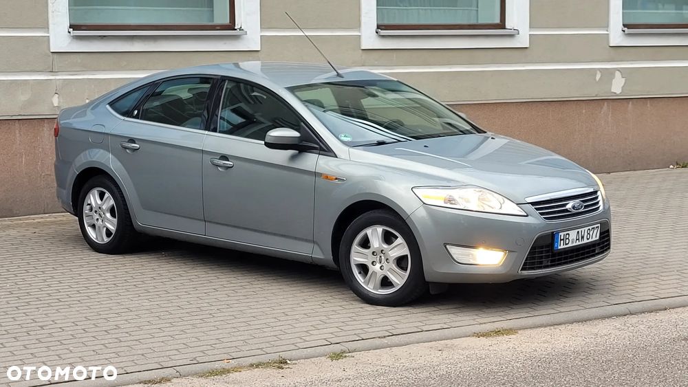Ford Mondeo 2.0 Ghia - 4