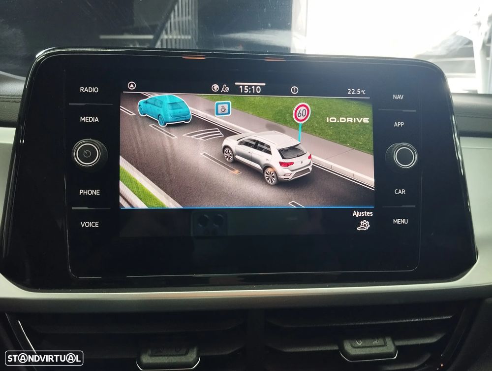 VW T-Roc 1.0 TSI Urban - 29