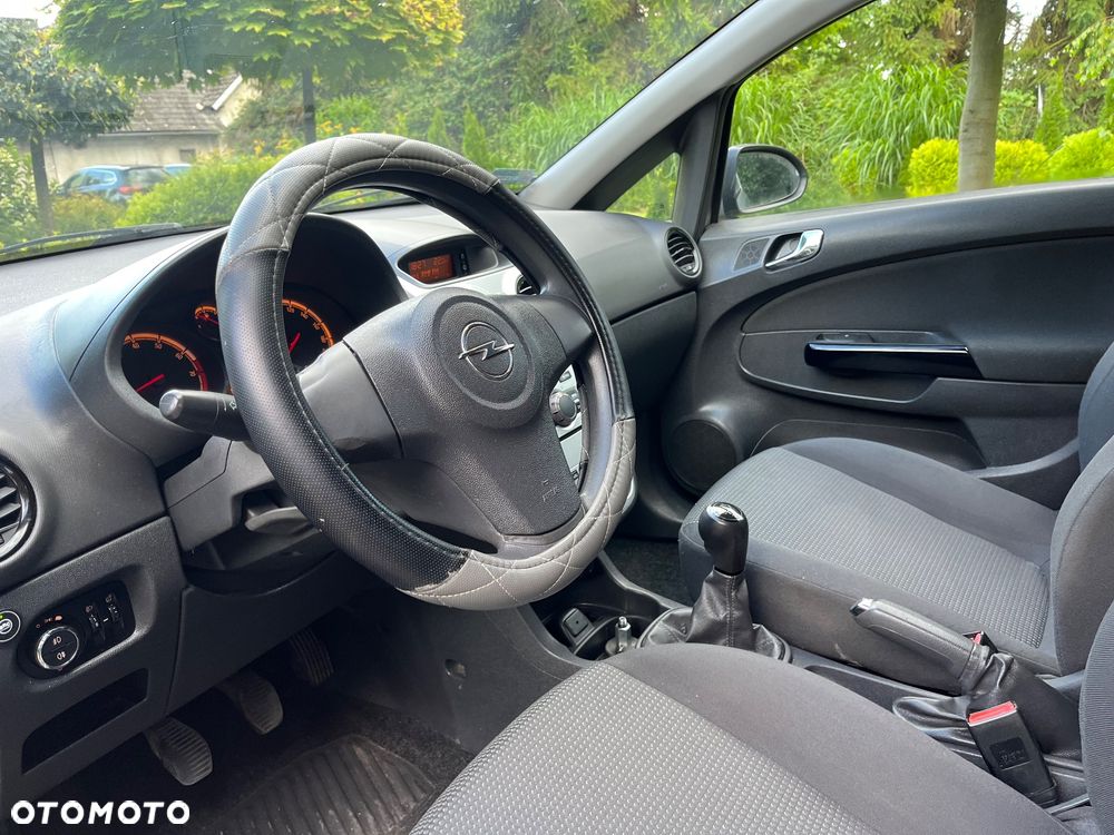 Opel Corsa - 17