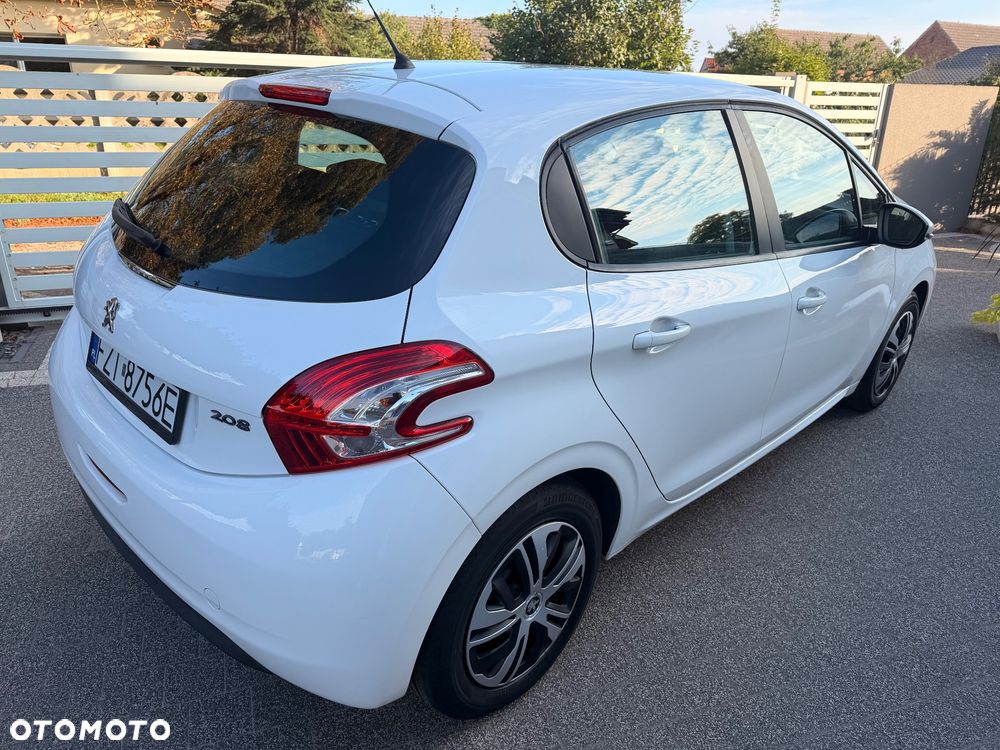 Peugeot 208 HDi 68 Like - 8