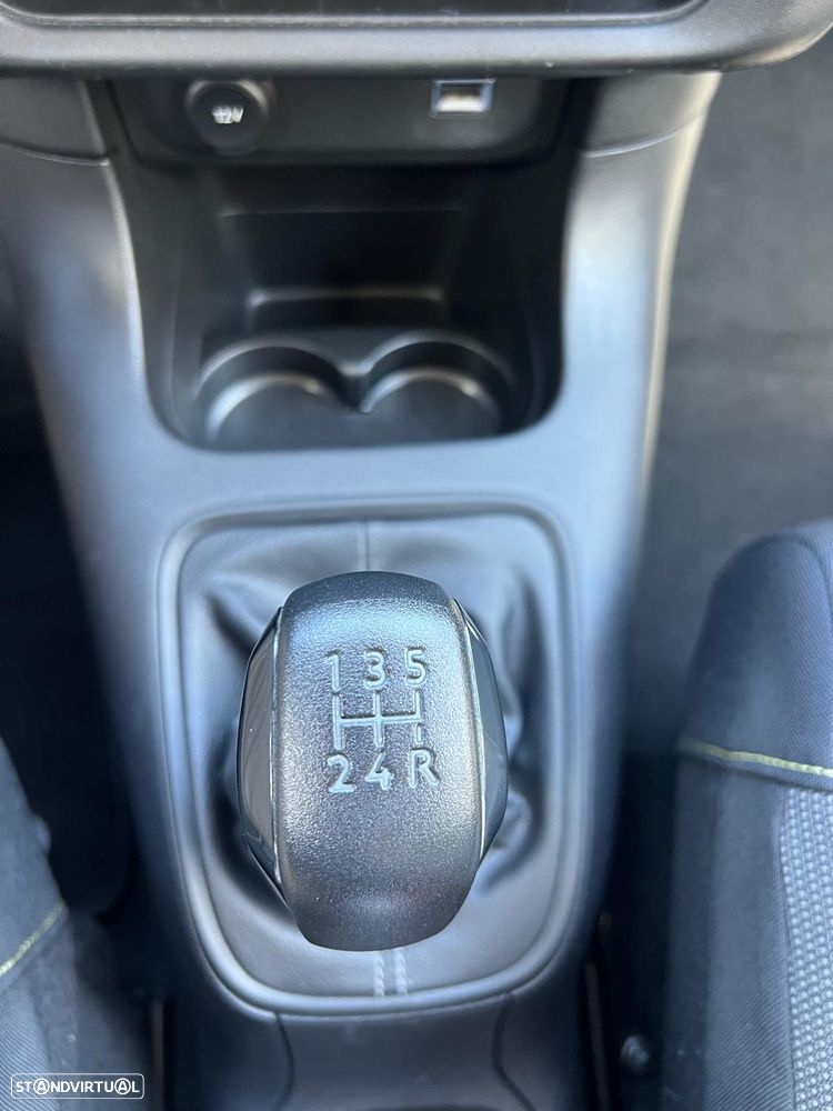 Citroën C3 1.2 PureTech Feel - 23