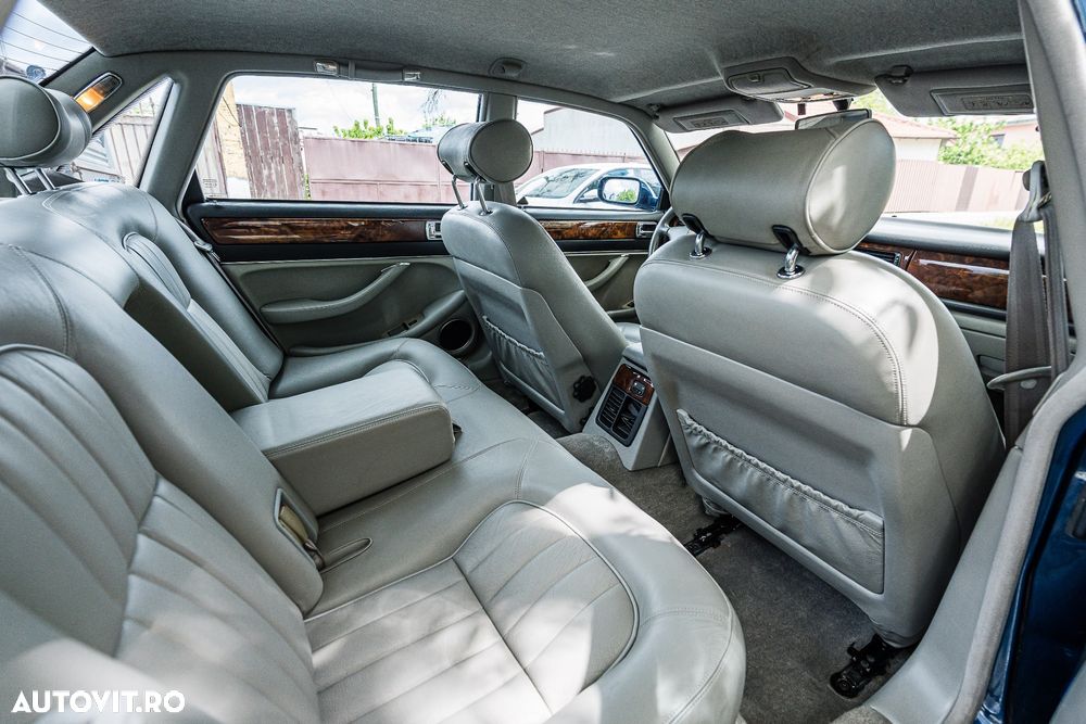 Jaguar XJ - 23