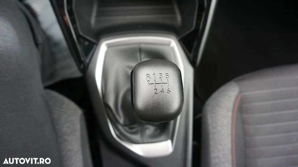 Peugeot 208 BlueHDi 100 GT - 27