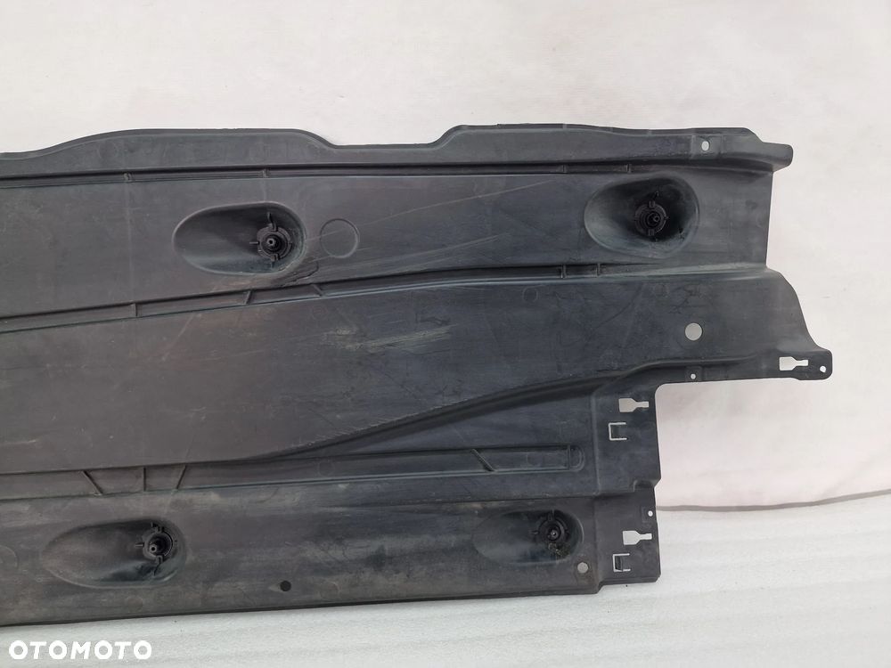 SKODA OCTAVIA 3 III / VW SPORTSVAN LEWA / PRAWA OSŁONA PODWOZIA , NR 5Q0825202S / 5Q0825201S , NR AUKCJI NSŁ294 - 12