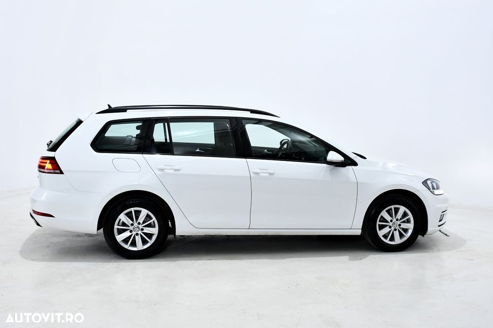 Volkswagen Golf - 13