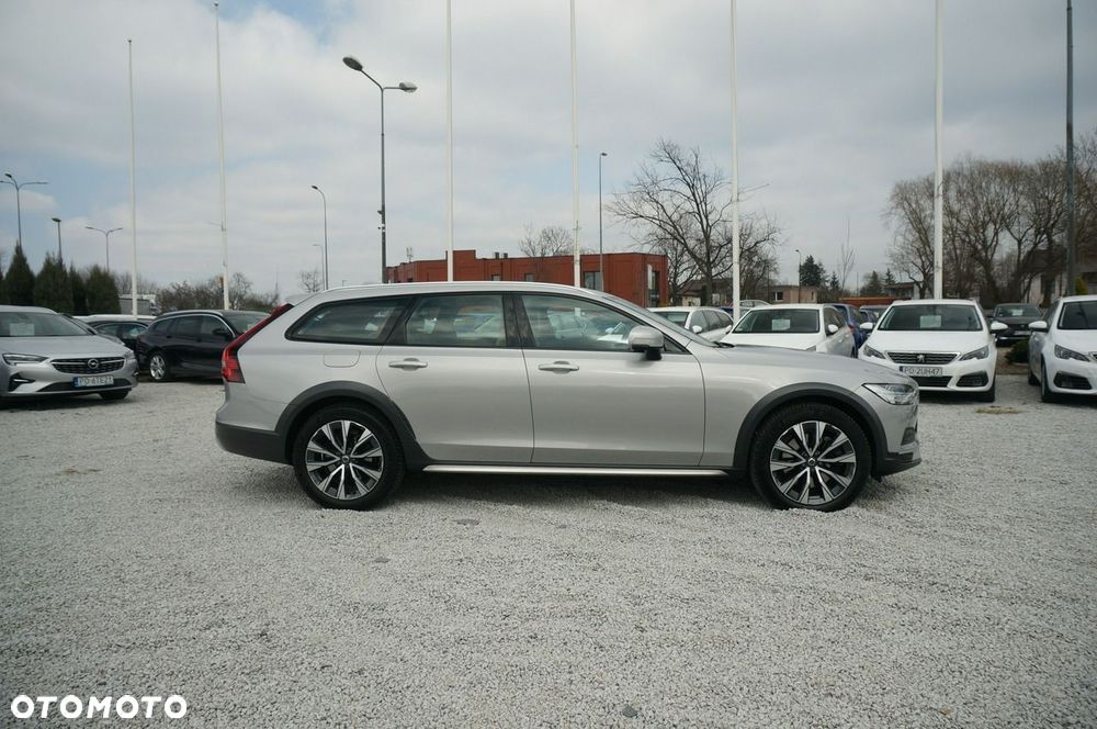 Volvo V90 Cross Country B5 D AWD Ultimate - 7