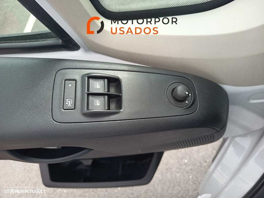 Peugeot Boxer 2.2 BlueHDi 335 L2 CD - 12