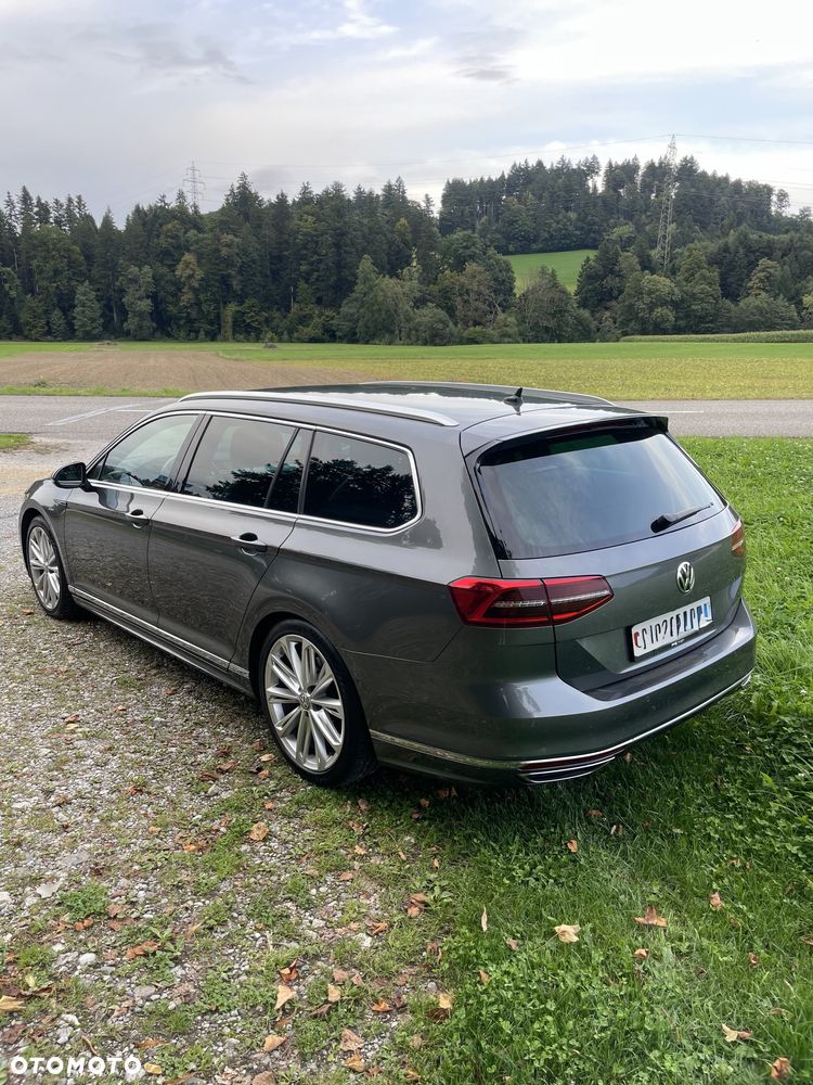 Volkswagen Passat - 4