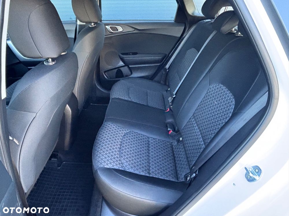 Kia Ceed - 18