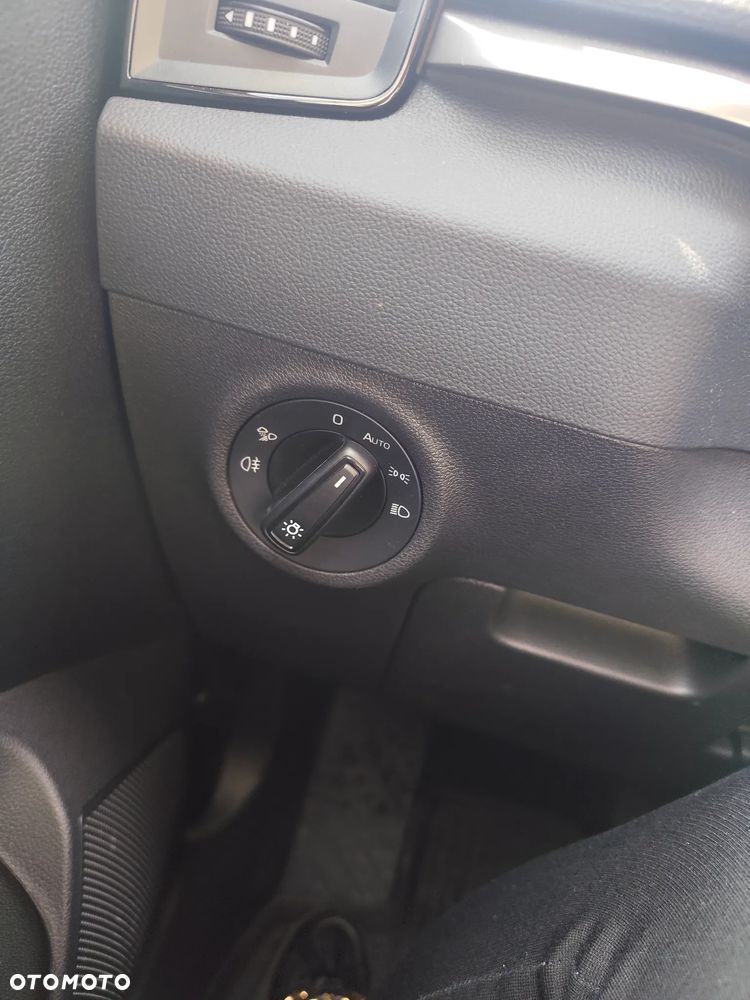 Skoda Karoq 1.5 TSI ACT Edition 130 DSG - 11