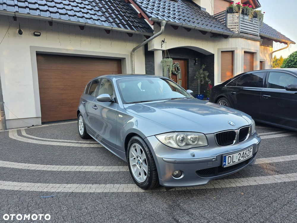 BMW Seria 1 120i - 1