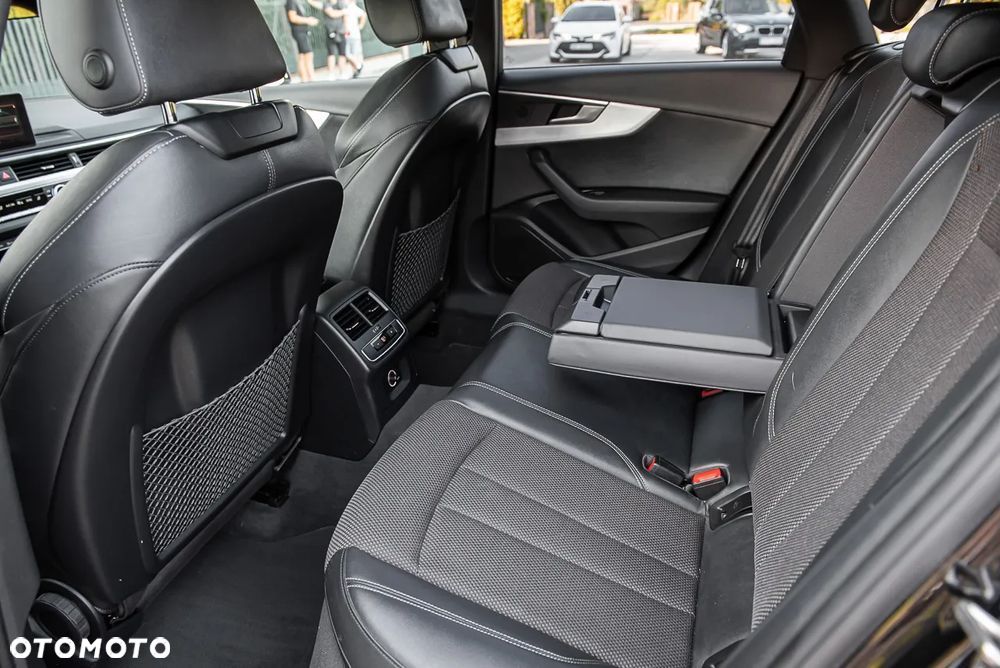 Audi A4 Avant 2.0 TDI Sport S tronic - 26