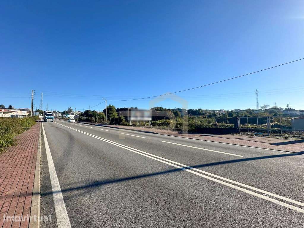 Vende-se terreno de construção. À Face da N14, em Ribeirão. - Grande imagem: 5/5