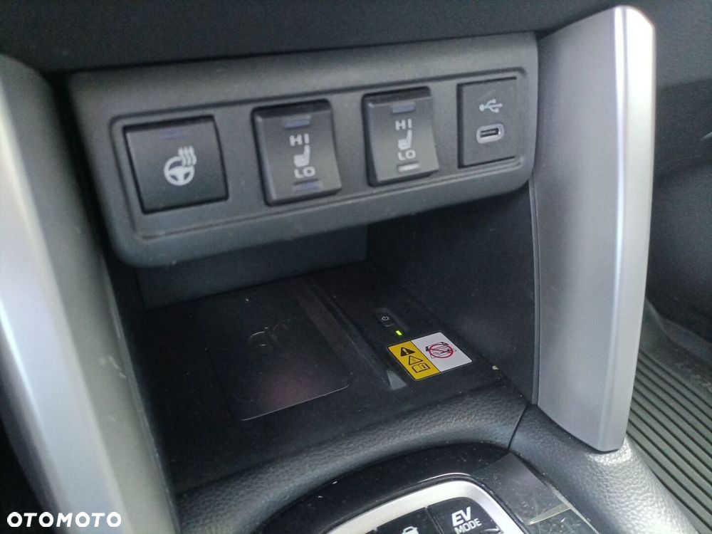 Toyota Corolla Cross 2.0 Hybrid Executive - 15