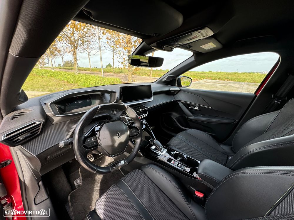 Peugeot 208 1.2 PureTech GT Pack EAT8 - 9