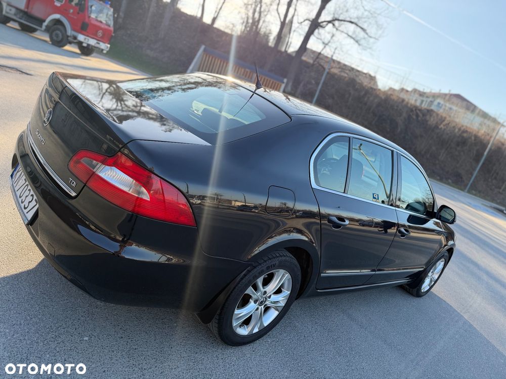 Skoda Superb 1.9 TDI Ambition - 5