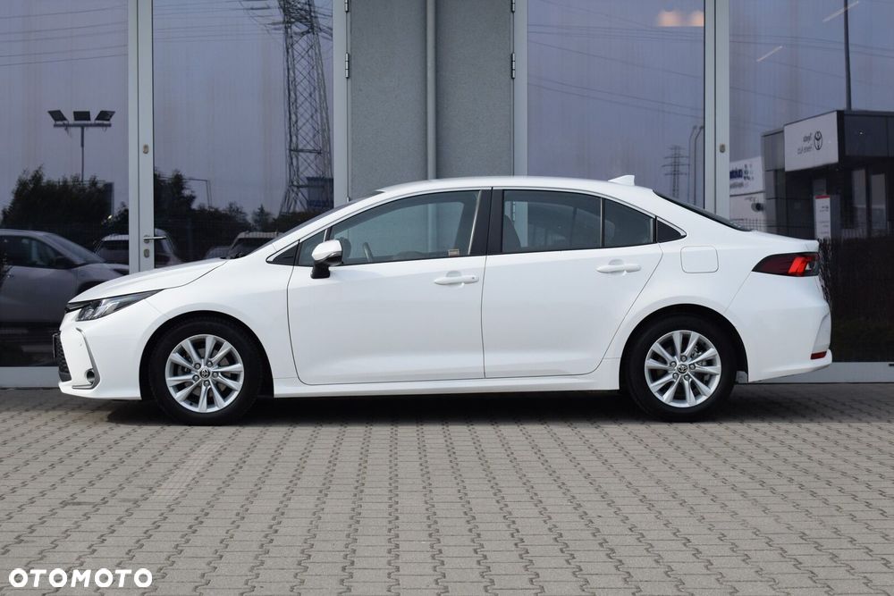 Toyota Corolla - 4