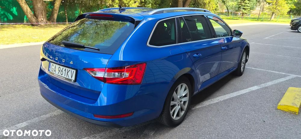 Skoda Superb 1.5 TSI Ambition DSG - 13